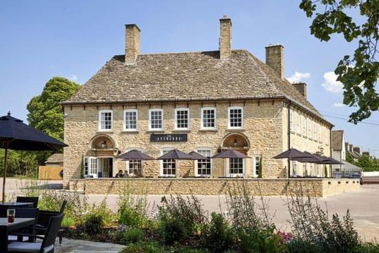 The Evenlode Hotel Eynsham Esterno foto